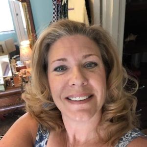 Meet your Posher, Stacy